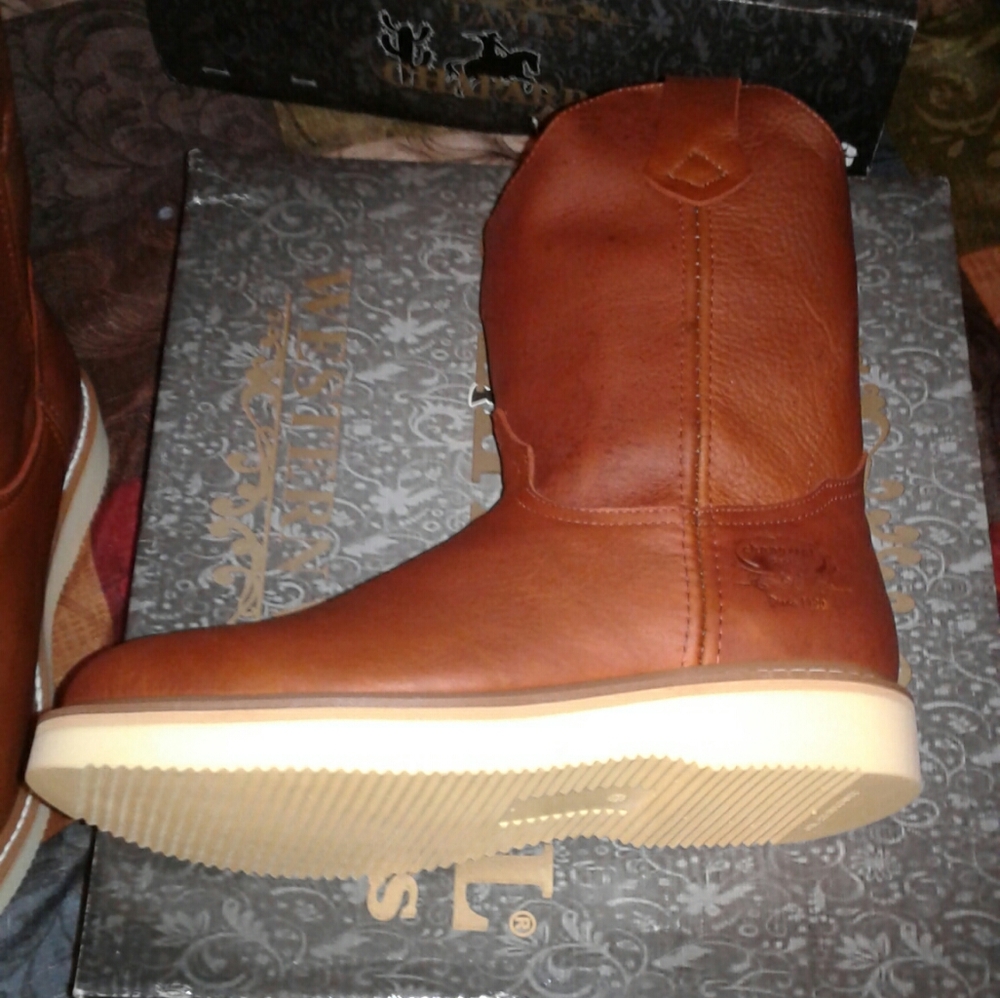 work boots - Picture 3 of 4